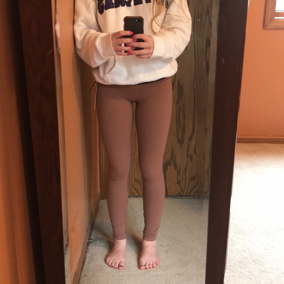 Lululemon Wunder Under Tight in Henna / Black - Picture 7 of 8